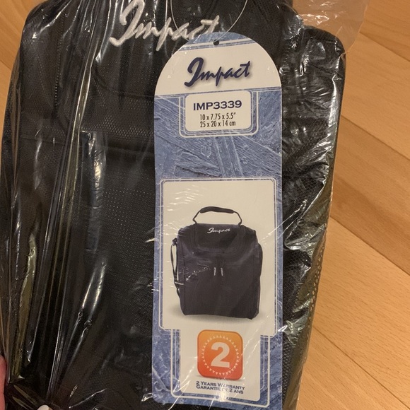 NWT Black Vertical Impact Insulated Lunch Bag - Picture 4 of 11